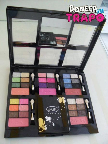 ESTOJO P & W 30 SOMBRAS E 5 BLUSHES