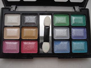 PALETA PLAYBOY 12 SOMBRAS VERDE