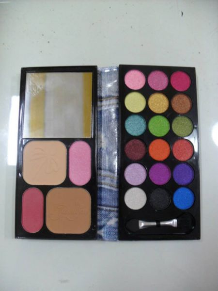 ESTOJO JASMYNE 18 SOMBRAS 3D, 2 BLUSHES E 2 PÓ