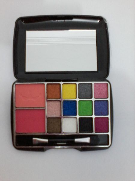 ESTOJO MACRILAN 12 SOMBRAS 3D E 2 BLUSHES C