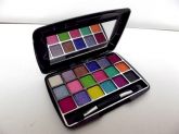 PALETA JASMYNE 18 SOMBRAS 3D A